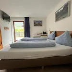 Haus Alpenblume 公寓 埃尔瓦尔德