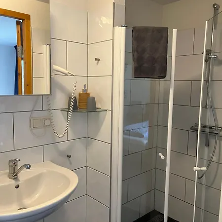 Haus Alpenblume Apartamento *